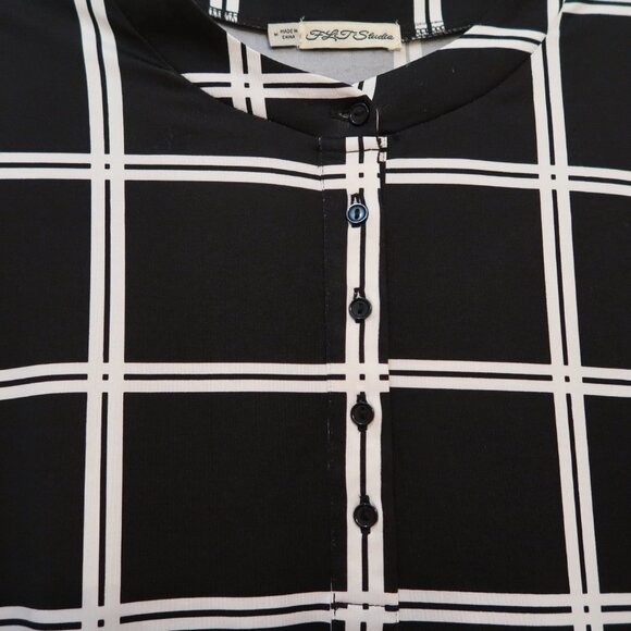 FLT Studio Black & White Plaid Long Sleeve Top Size Medium - Picture 3 of 5